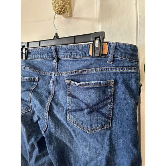 Aeropostale Bermuda Jean Shorts women’s size 10 - Picture 7 of 7